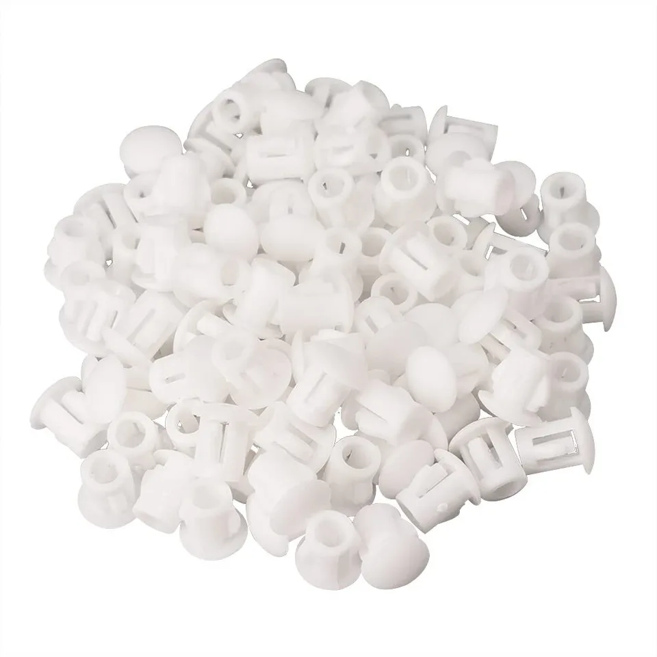TAPON PLAST. CUAD. P/PARRILLA RUBBERMAIND RB-00-006